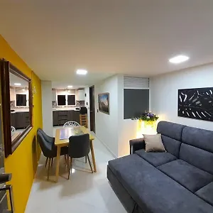 Duplex Con Hermosa Vista A La Ciudad Deck Exterior , Itagüí Colombia